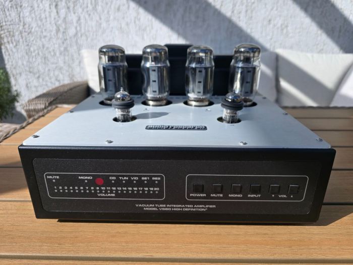 Audio research VSi60 - integrierter Röhrenverstärker, Gehäuse.