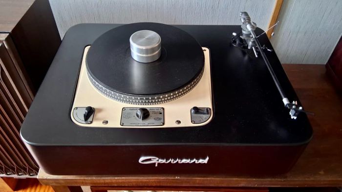 Garrard Model 301 Turntable / Tonearm 12,5" / Plinth MDF /Capsule Hana SL