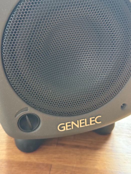 GENELEC 8020C Studio Monitor