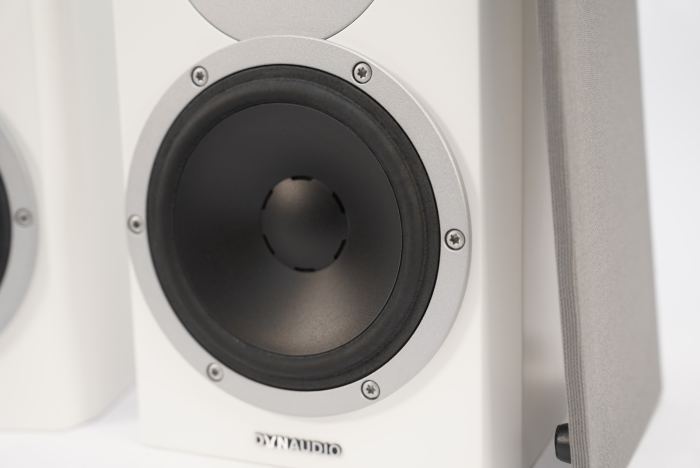 Dynaudio Excite X14A Aktivlautsprecher Weiß Kompakt Boxen High-End Stereo