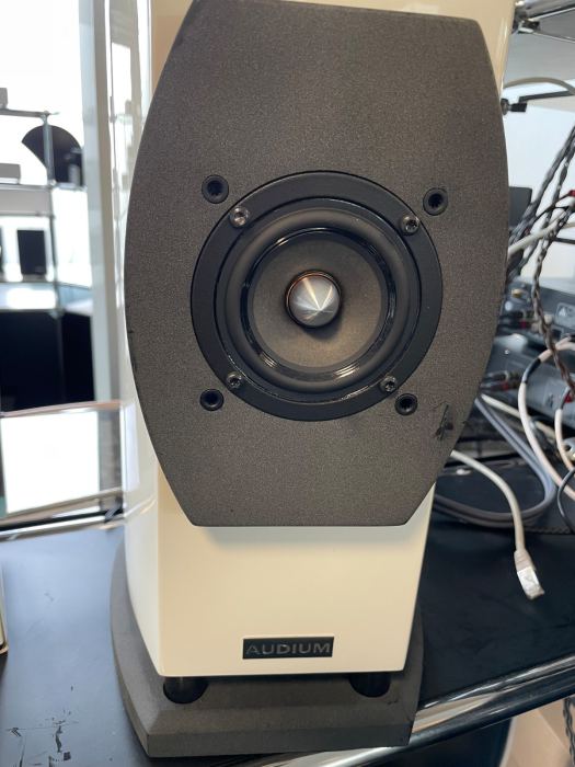 AUDIUM COMP 3 High-End-Kompaktlautsprecher, Punktschallquelle, aus Ausstellung