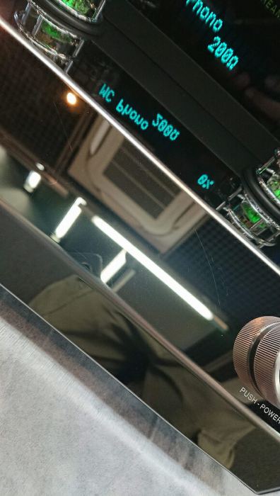 McIntosh C8 Vakuumröhren-Vorverstärker schwarz Audiogeräte aus Japan gewartet