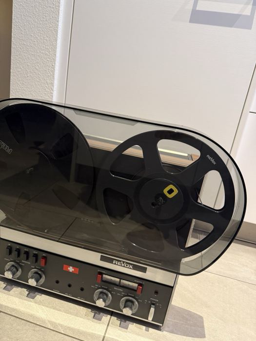 Revox A77 MKIII MK3 4-Spur Tonbandgerät mit Haube, NAB Adapter & Spulen