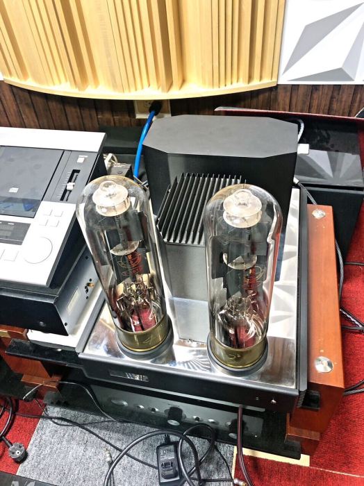 KR Kronzilla DX SE Pure Class A Monoblock Endstufe T-1610 Röhre Original