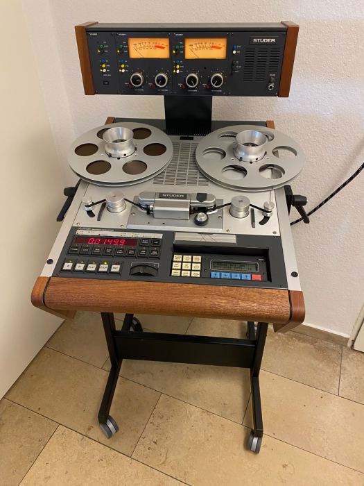 STUDER A812 (1)