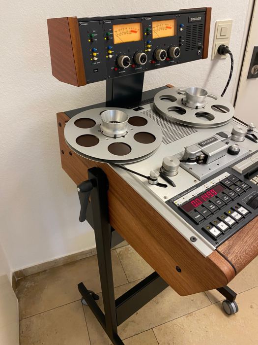 STUDER A812 (1)