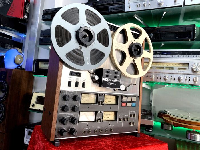 Teac A-3340S 4 Kanal Simul-Sync Bandmaschine 10" Tape Vintage Gut Aussehen