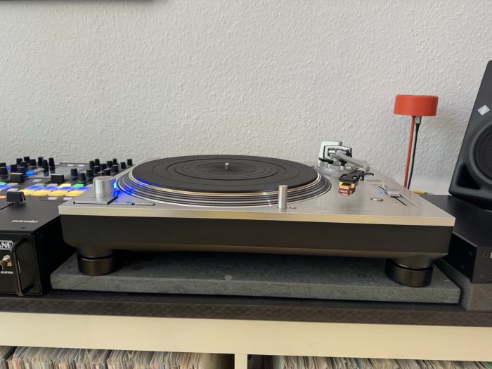 Technics SL-1200G Plattenspieler
