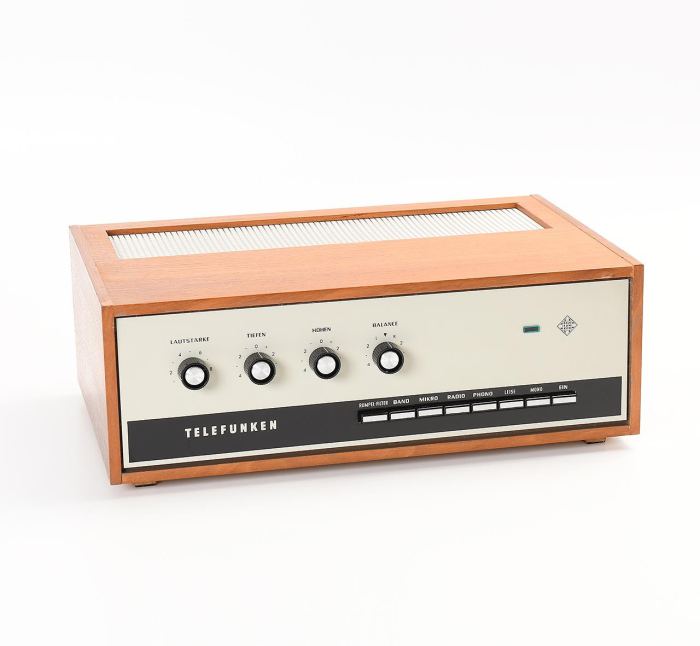Telefunken V819 Röhrenverstärker Vintage im Originalzustand, Mahagoni Furnier