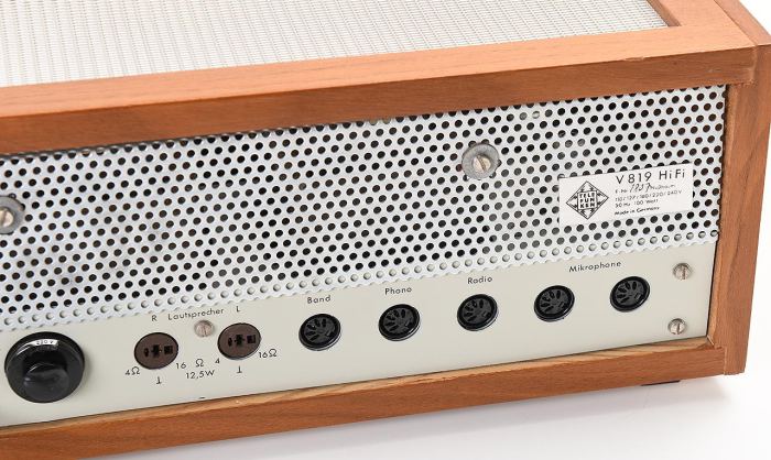 Telefunken V819 Röhrenverstärker Vintage im Originalzustand, Mahagoni Furnier